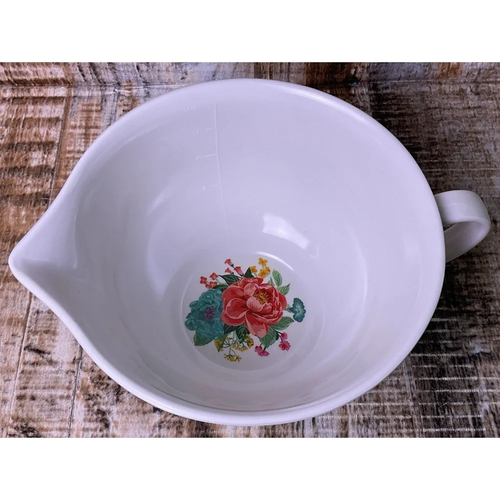 The Pioneer Woman mixing bowl